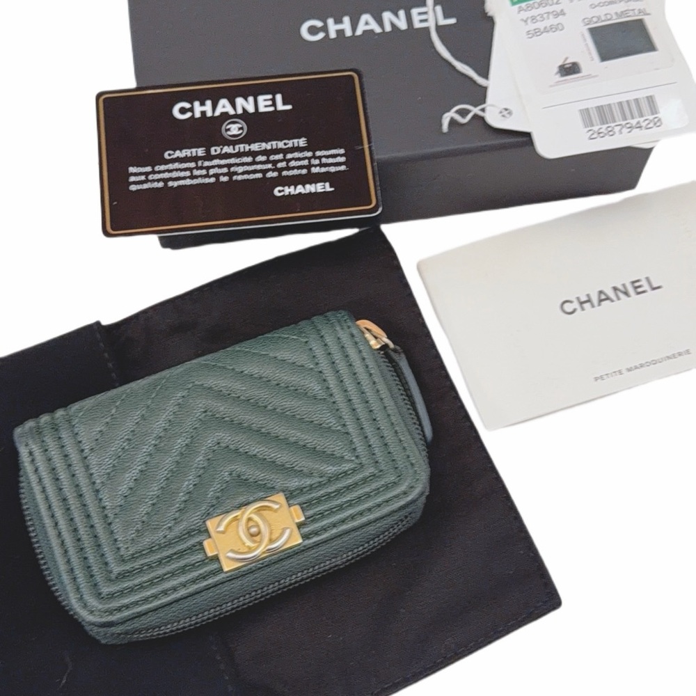 Rare! CHANEL Caviar Boy Zipper Forest  Green Wallet with Gold Accent